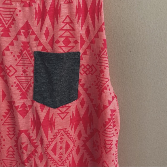 🆕 VS PINK | Neon Pink Aztec/Tribal Tank - Picture 2 of 5